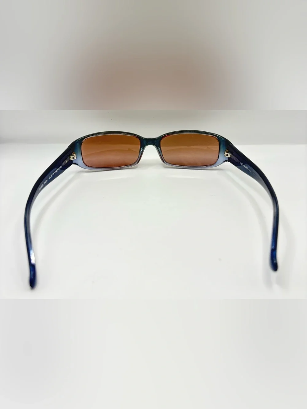 Guess listing pair